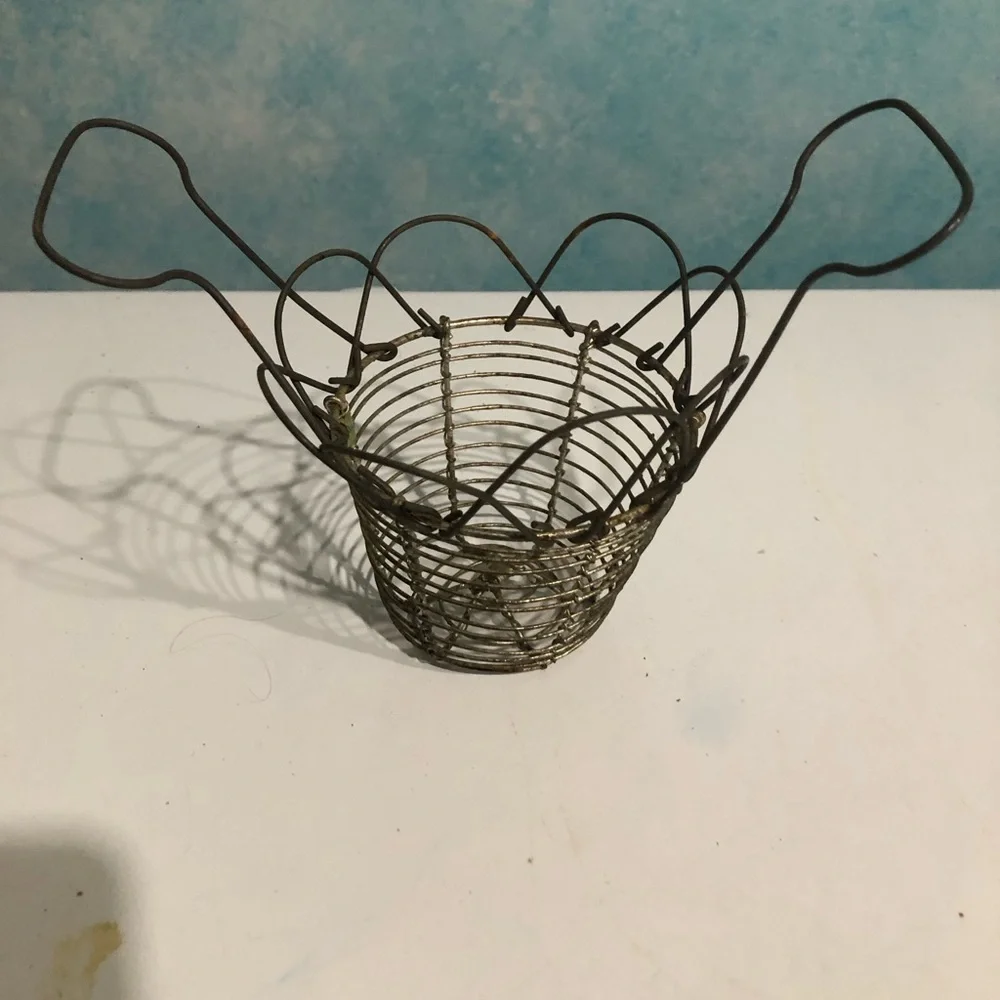 Vintage Wire mini egg  Basket Rustic Metal